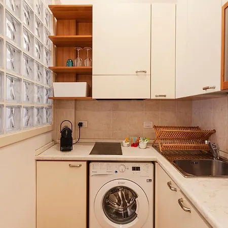 Seaview Studio In The Center Of Apartment *