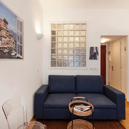 Seaview Studio In The Center Of Apartment